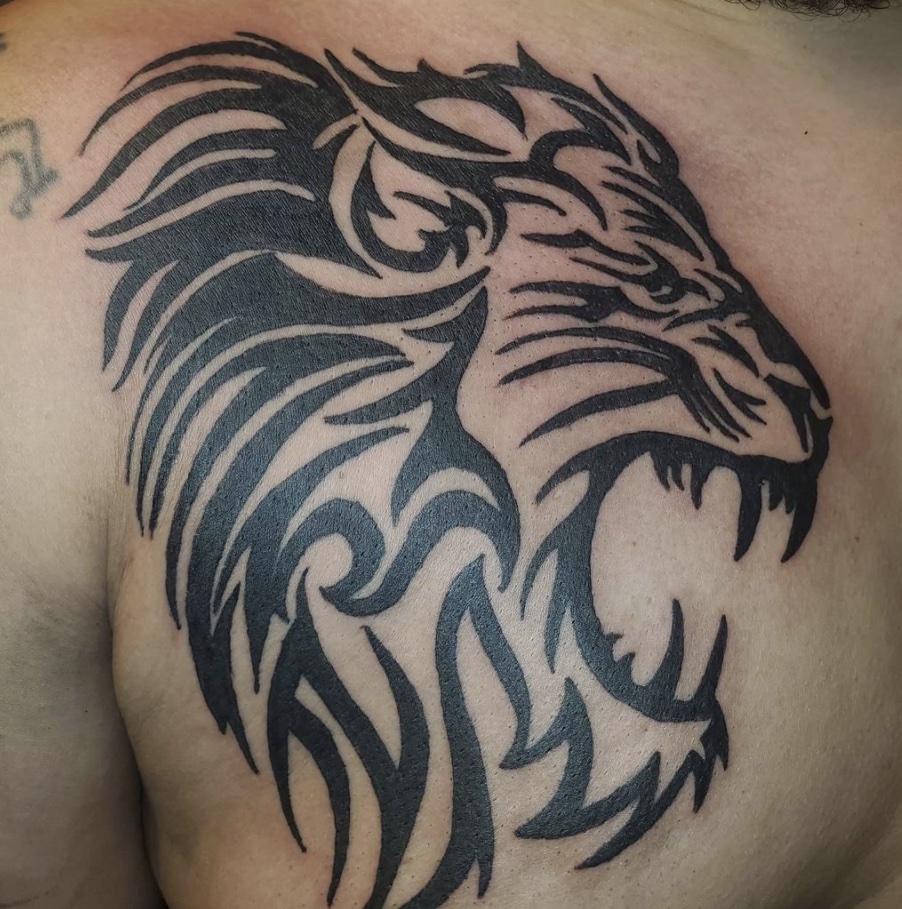 lion chest tattoos for men 0011