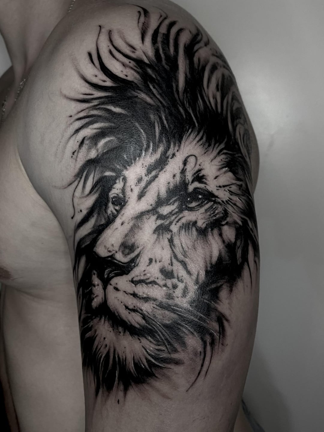 lion chest tattoos for men 0066