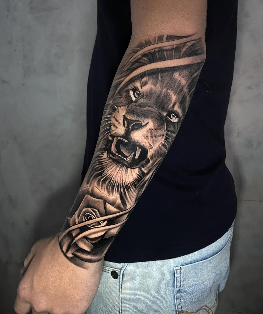 lion forearm tattoos for men 0034