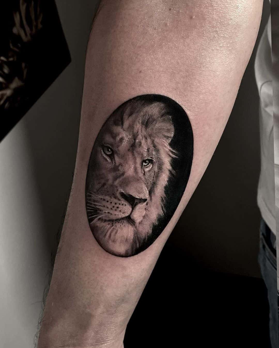 lion forearm tattoos for men 0035