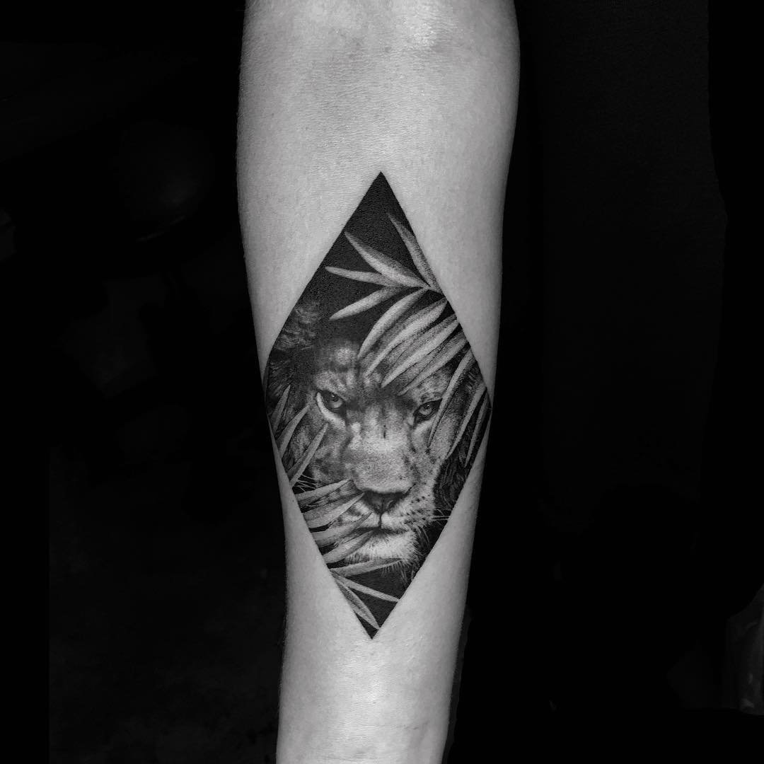 lion forearm tattoos for men 0056