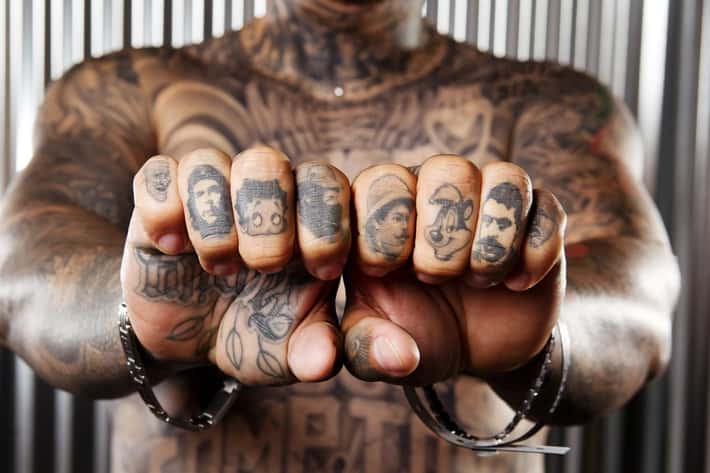 maintenance of knuckle tattoos for men