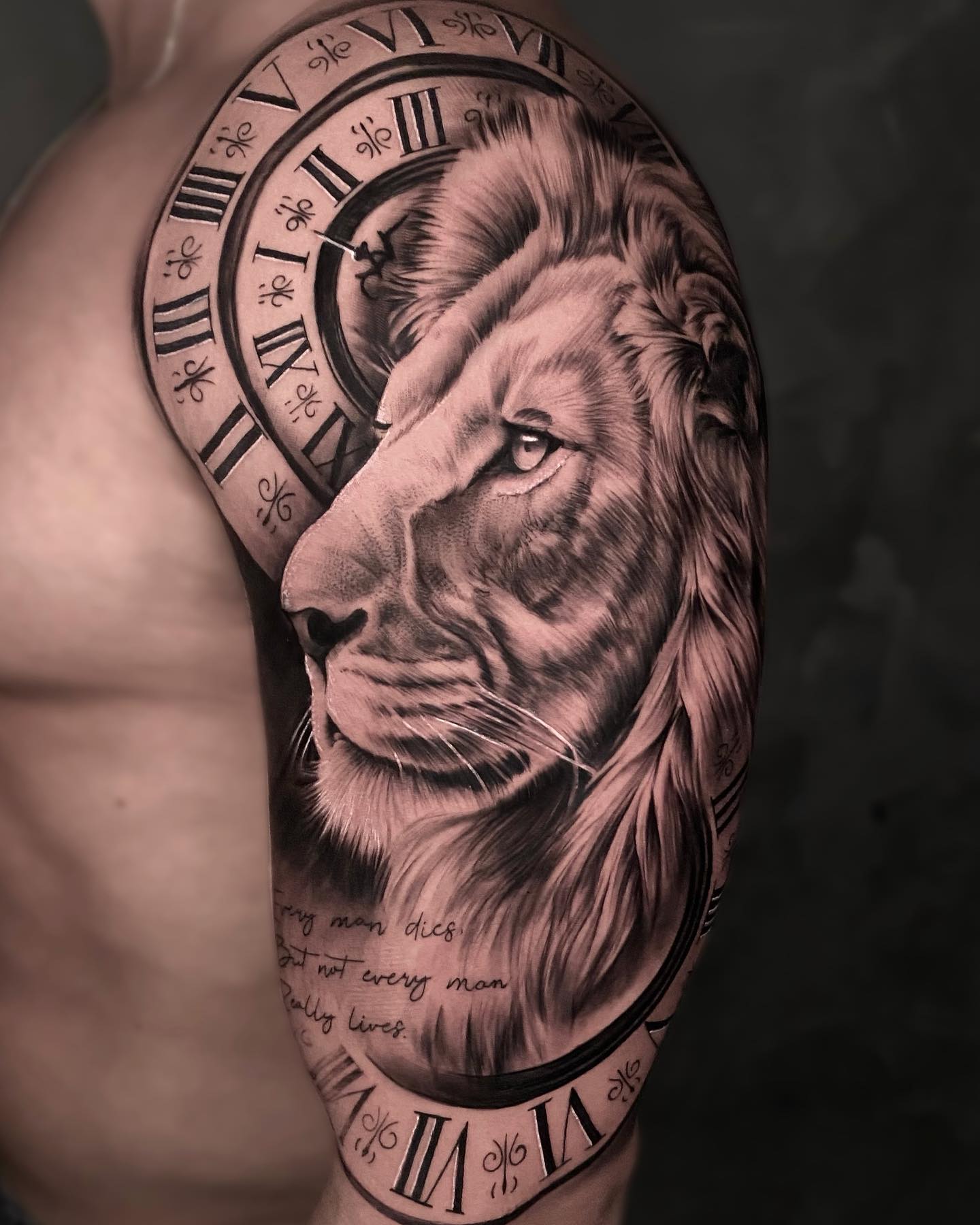 male shoulder tattoos for men