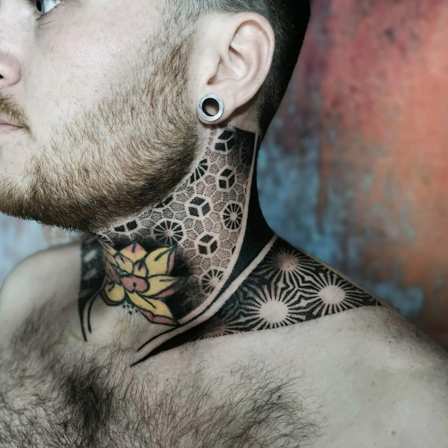 middle neck tattoos for men 0018