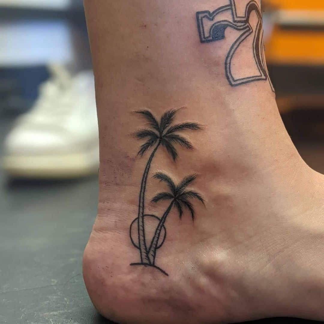 palm size tattoos for men 0014