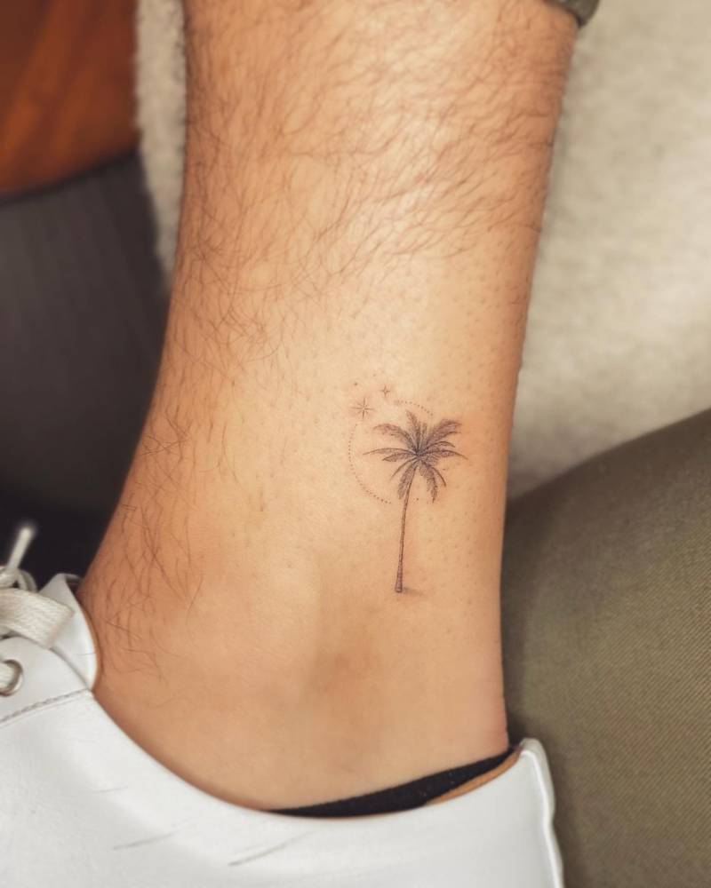 palm size tattoos for men 0028