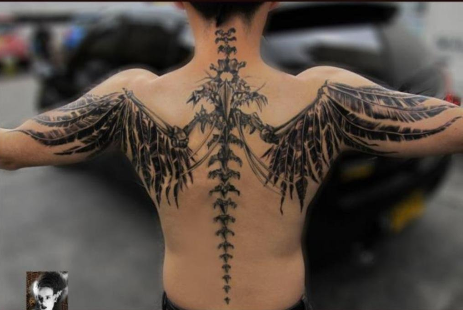 personalized back tattoos for men with swords