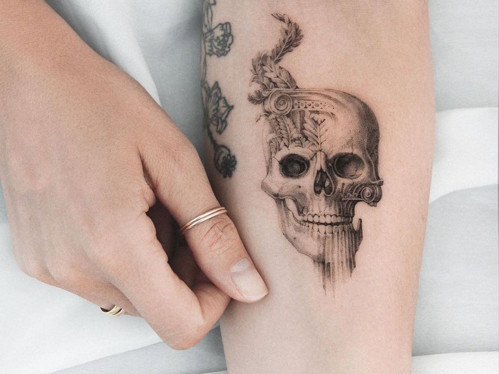 realistic skull tattoos for men.