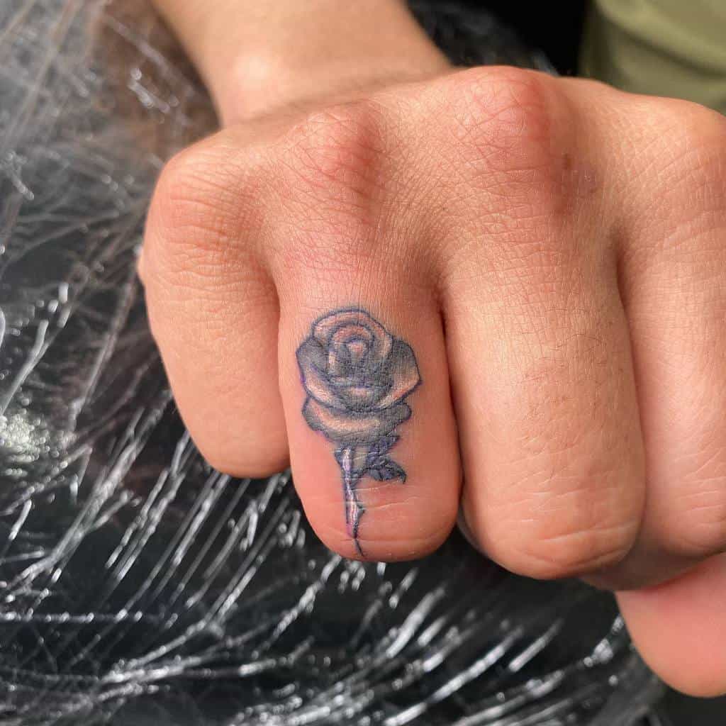 rose tattoos for men on hand 0052