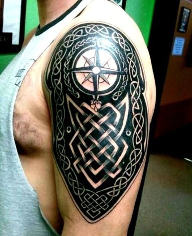 shoulder blade tattoos for men 0027