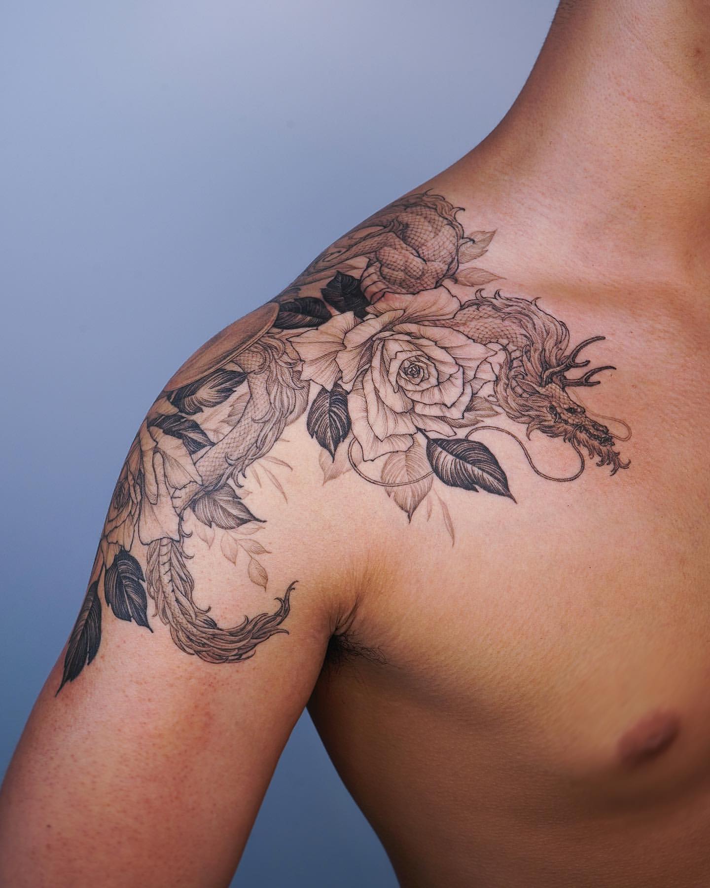 shoulder blade tattoos for men 0031