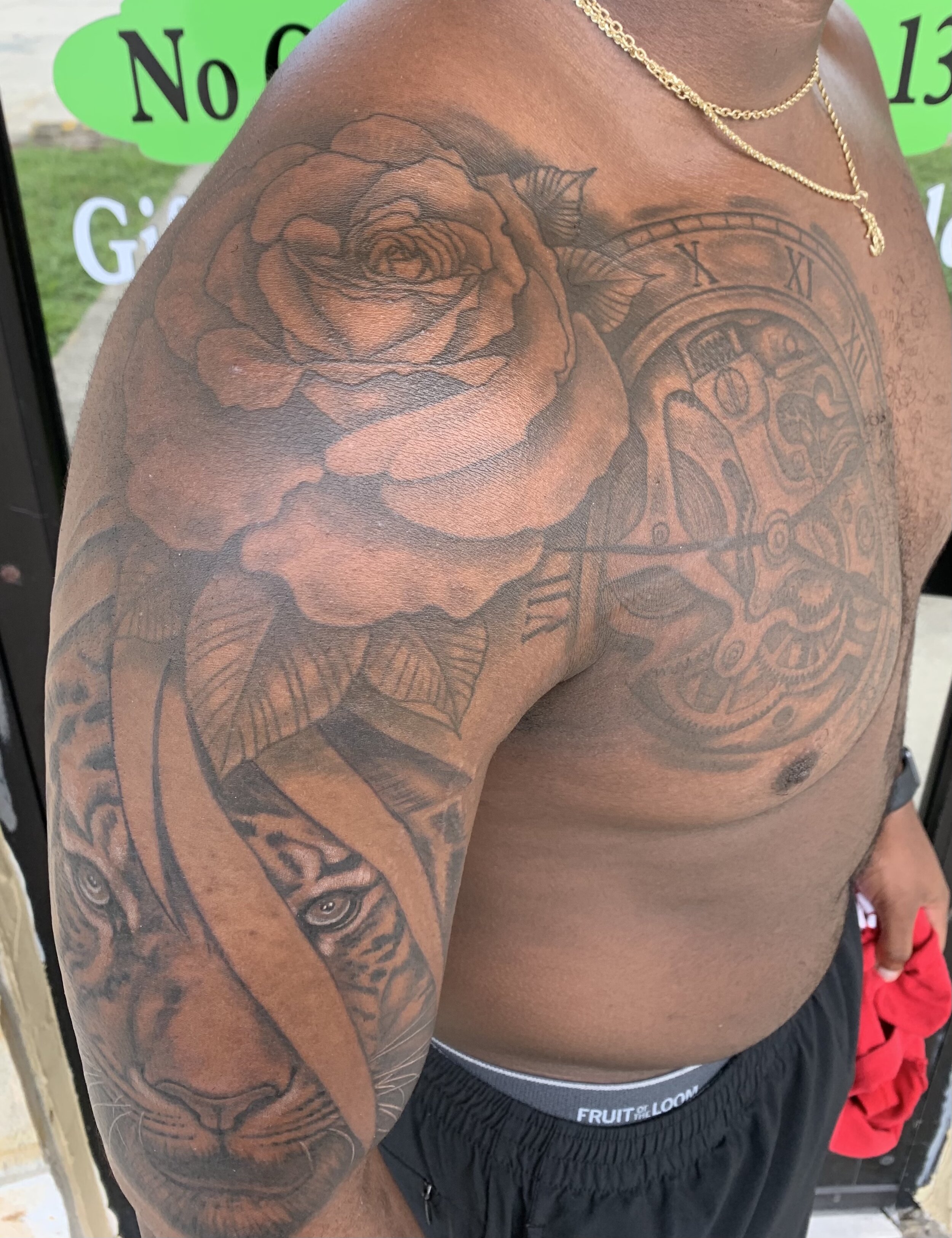 shoulder tattoos for black men 0020