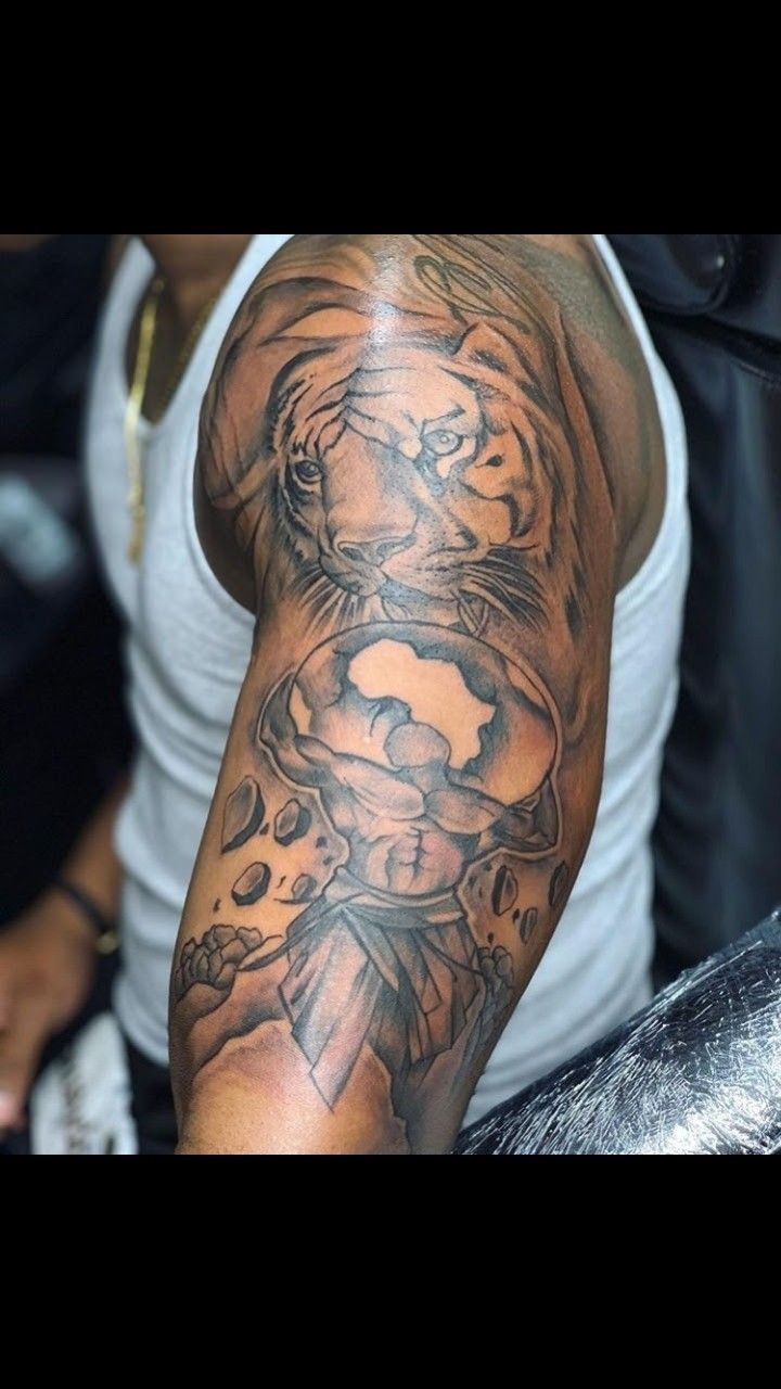 shoulder tattoos for black men 0023