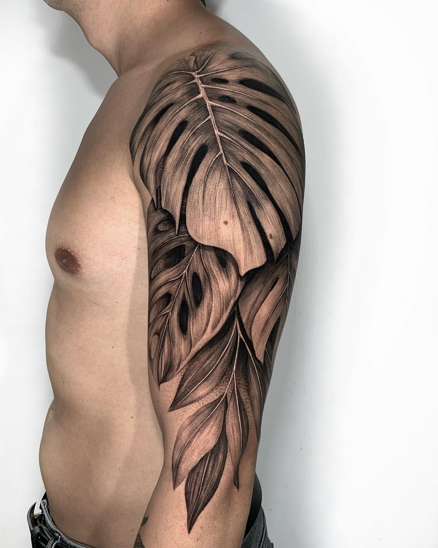 shoulder tattoos for men 0040