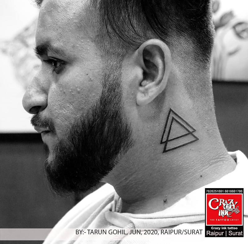 side neck tattoos for men 0050