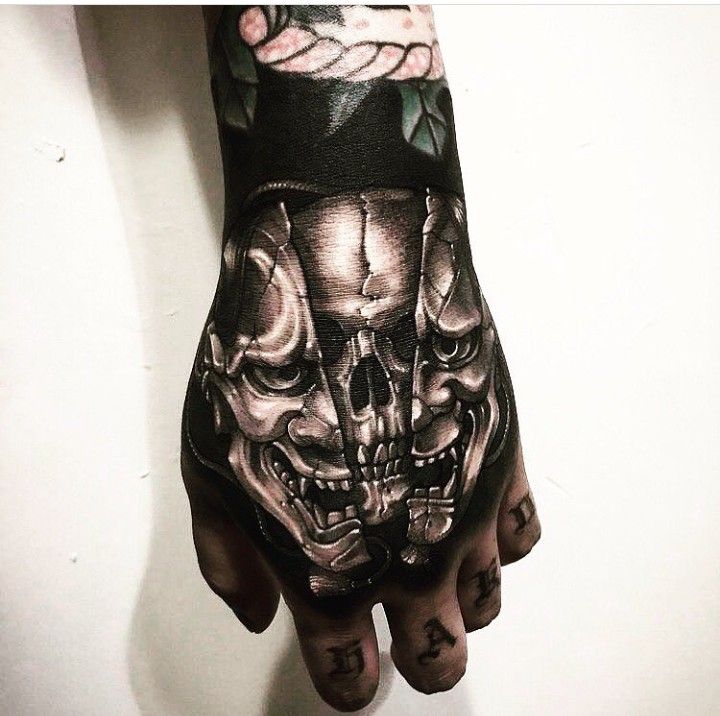 skull hand tattoos for men 0068