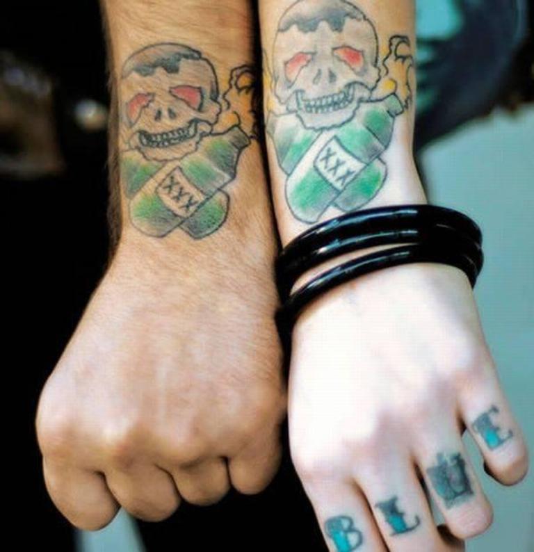 skull hand tattoos for men 0071