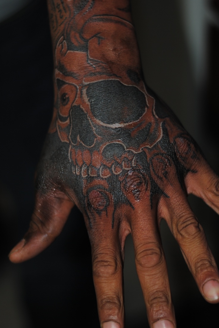 skull hand tattoos for men 0085