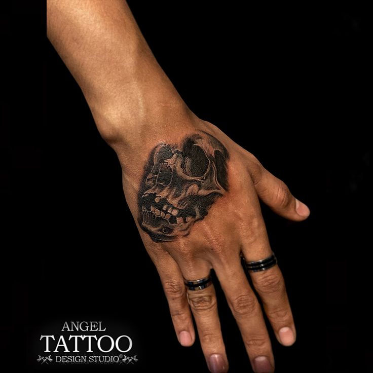 skull hand tattoos for men 0087