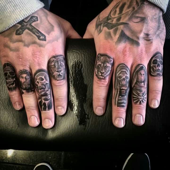 skull hand tattoos for men 0097