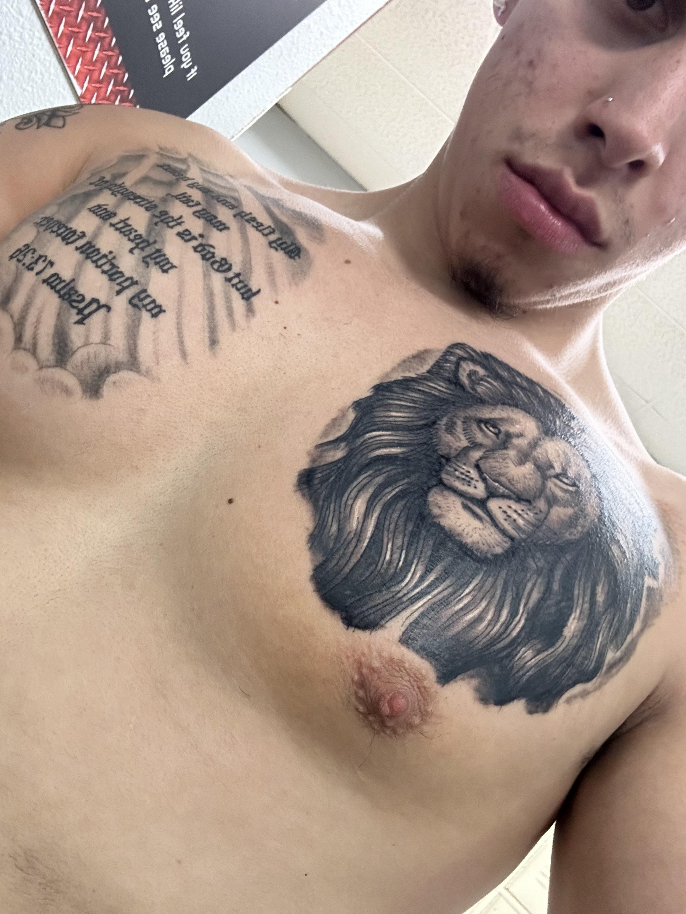 small chest tattoos for men 0020