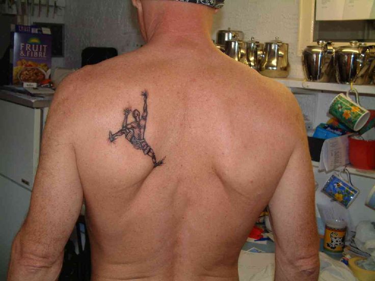 small tattoos for men on back 0099