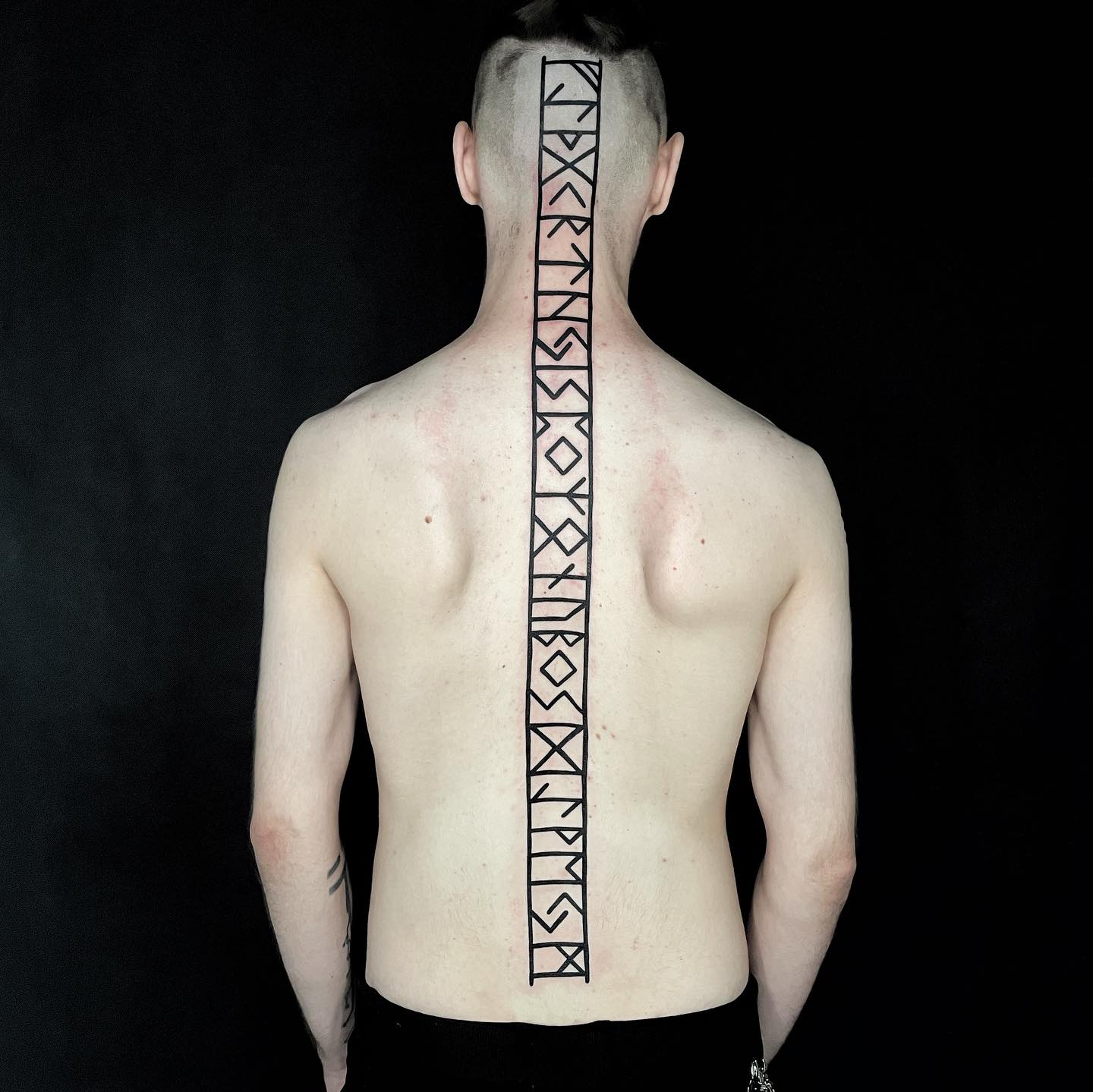 spine tattoo ideas for men