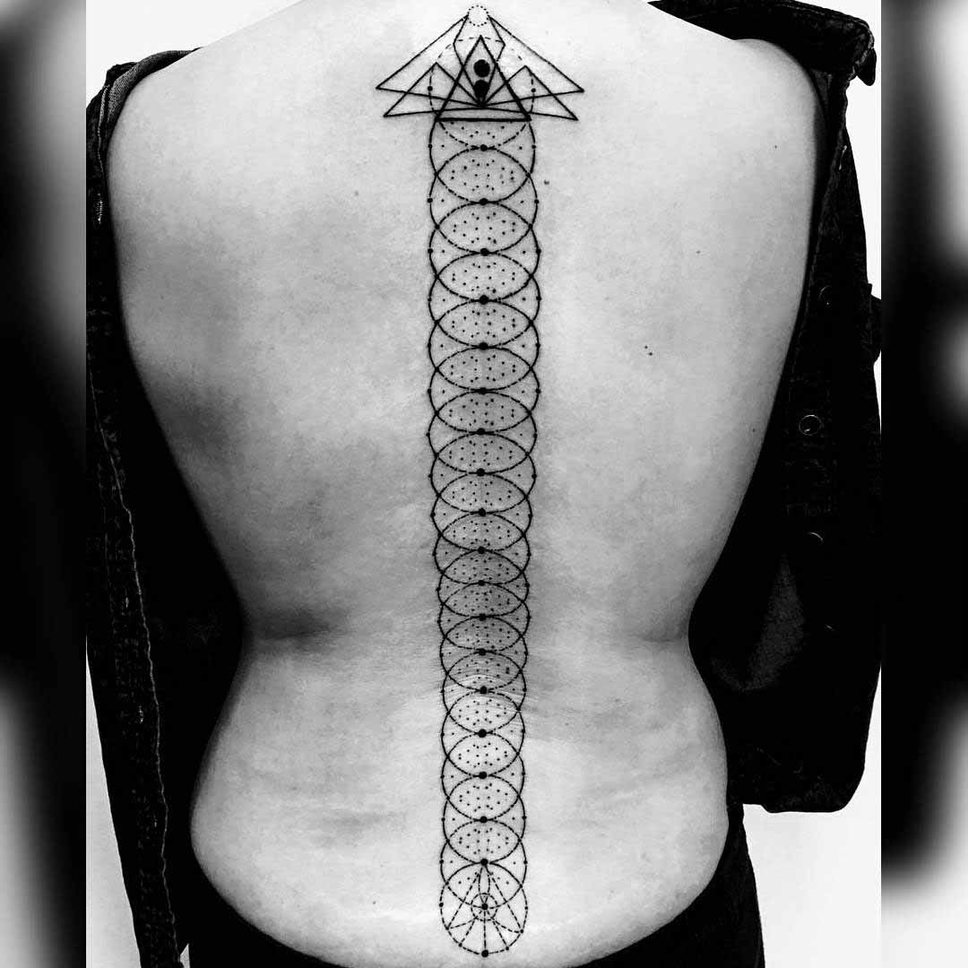 spine tattoos for men 0037