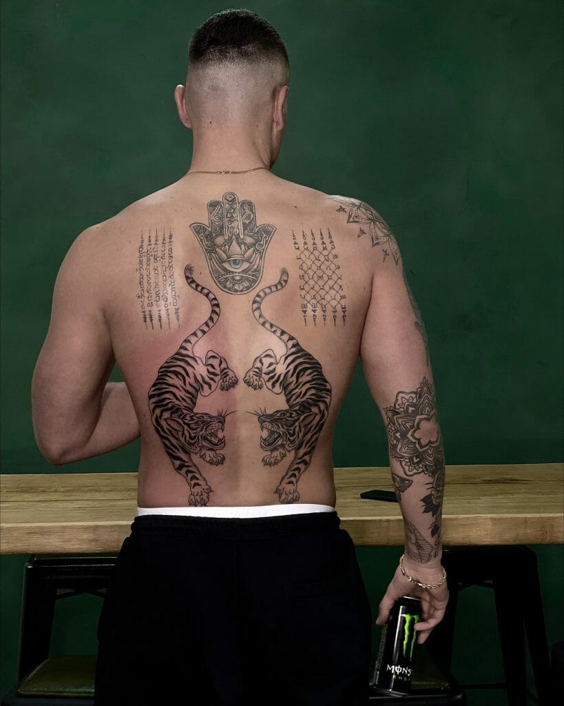 spine tattoos for men 0094