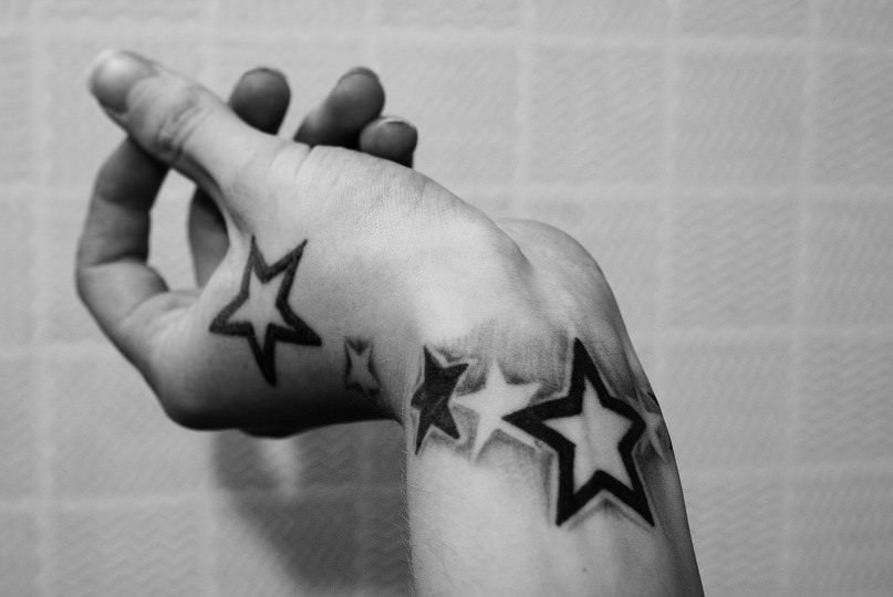 star tattoos for men 0021