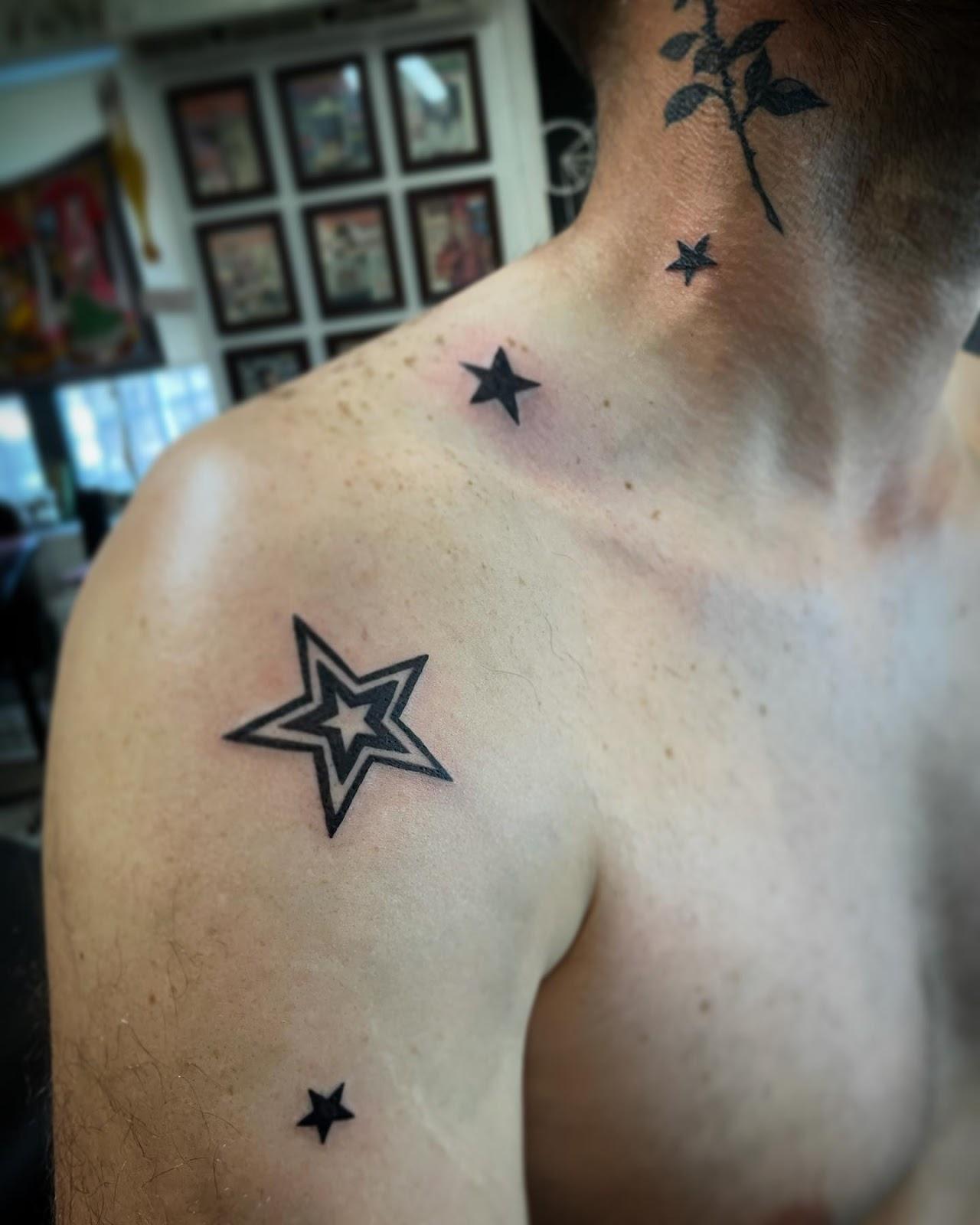 star tattoos on neck for men 0088