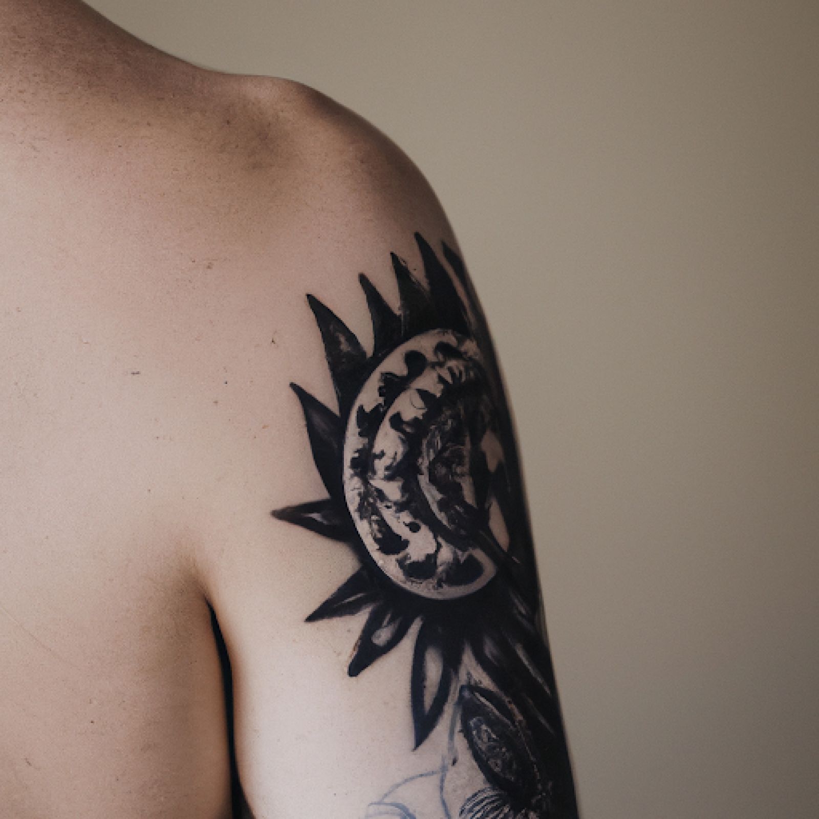 sun tattoos for men 0042