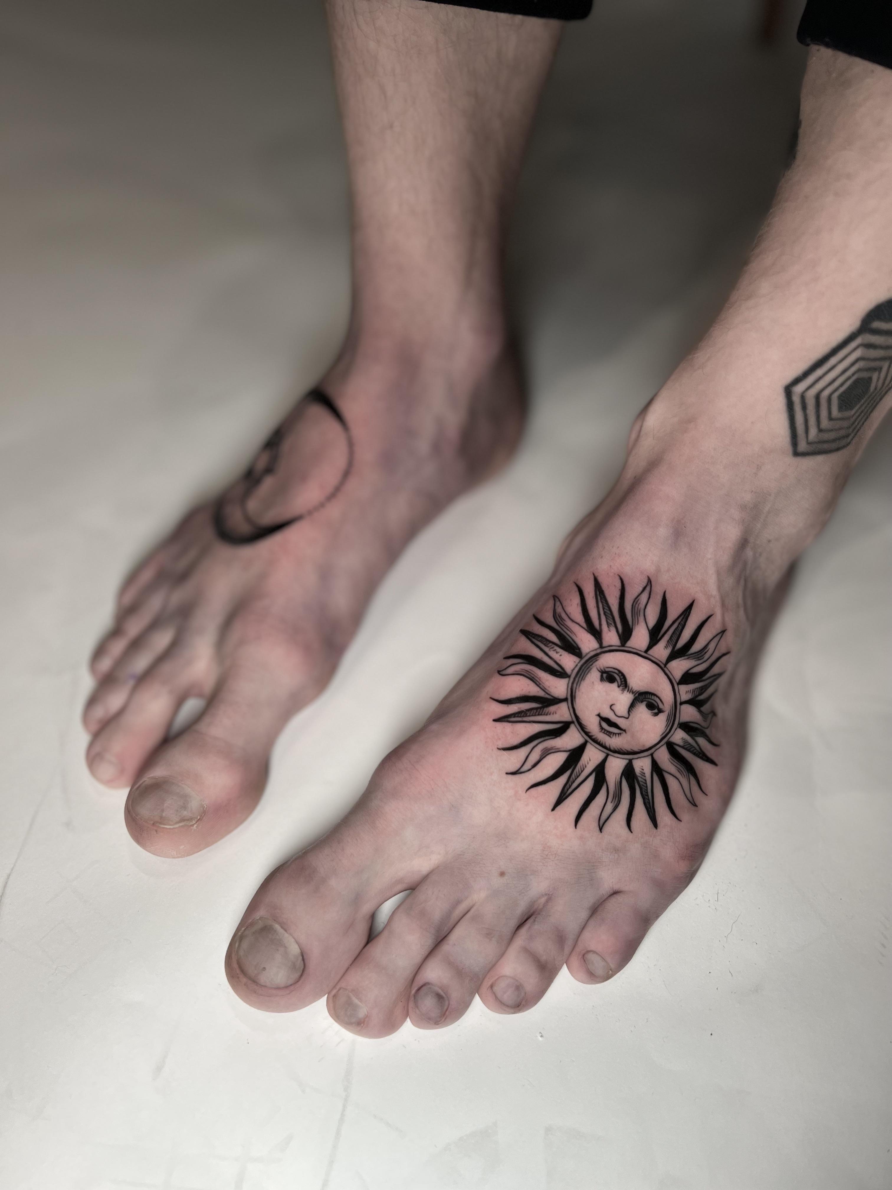 sun tattoos for men 0081