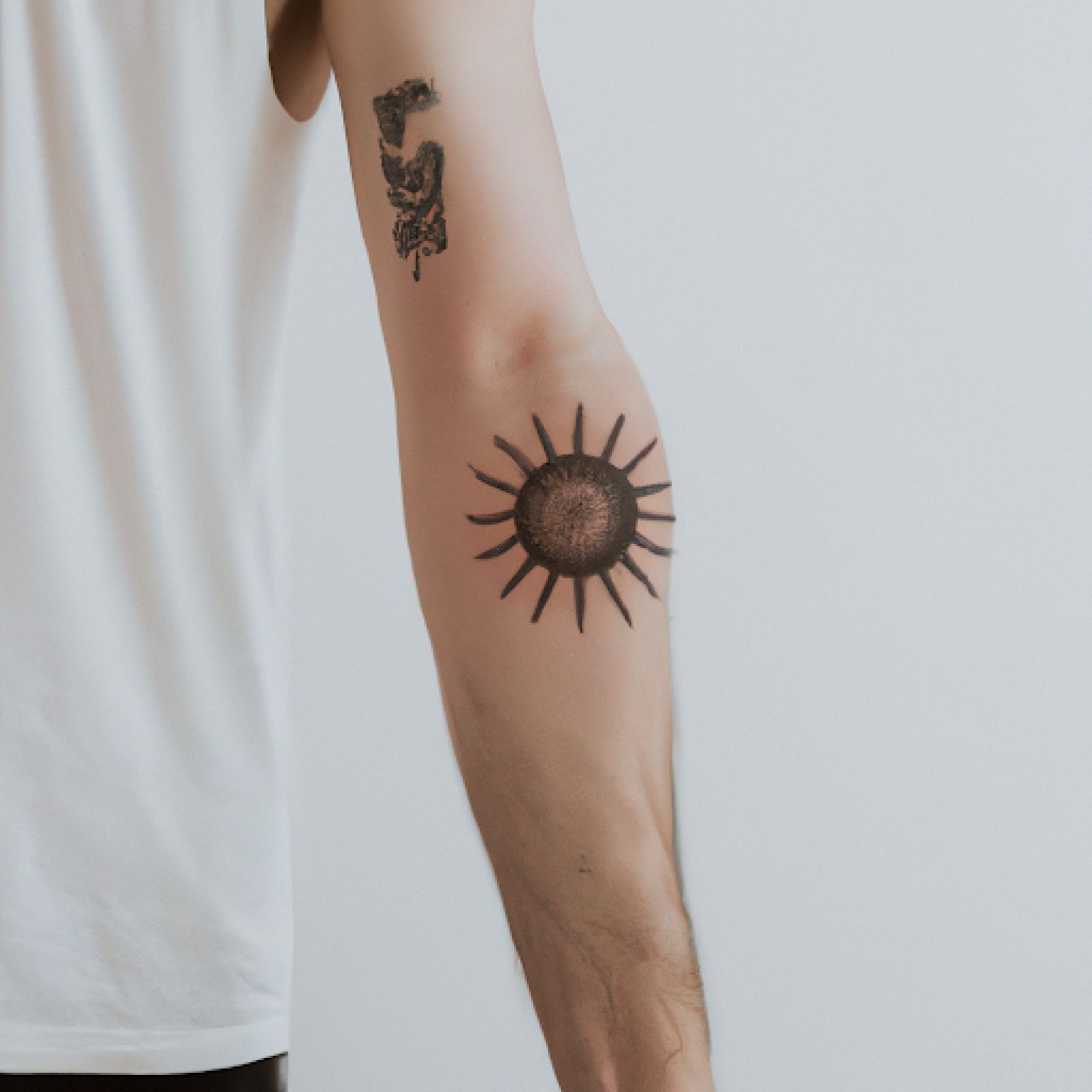 sun tattoos for men 0094