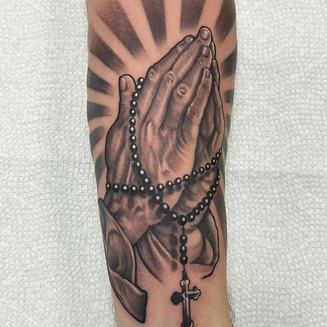 tattoos for men praying hands 0021