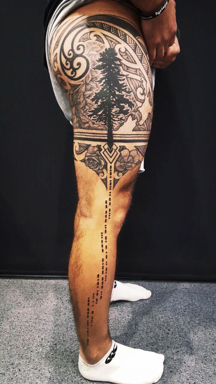 thigh tattoos for men 0049