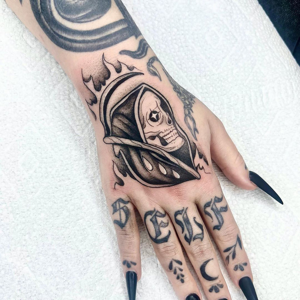 traditional hand tattoos for men 0026