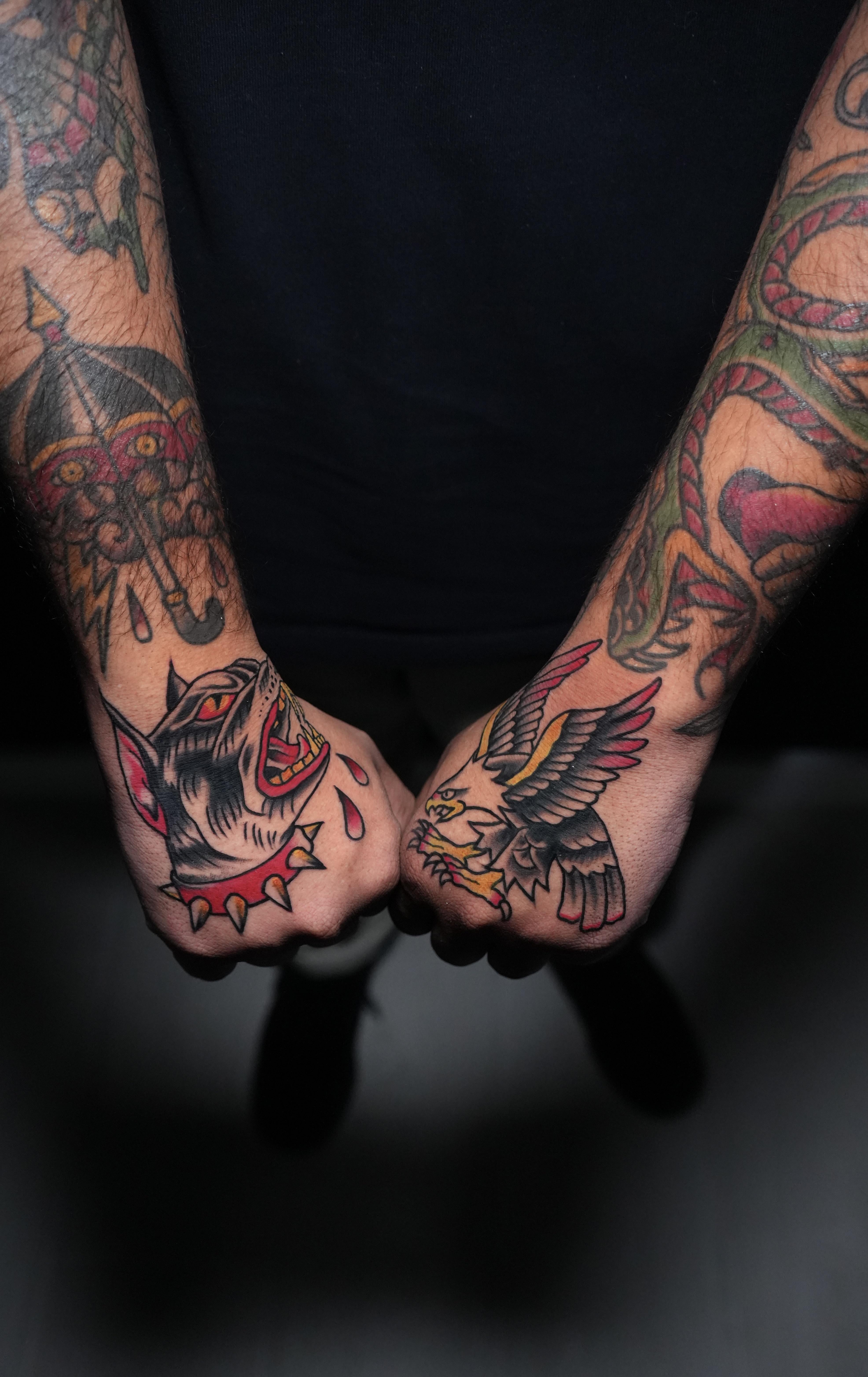 traditional hand tattoos for men 0028