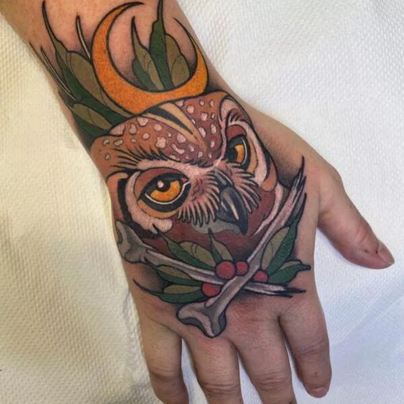 traditional hand tattoos for men 0029