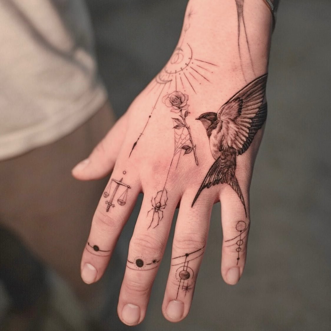 traditional hand tattoos for men 0076