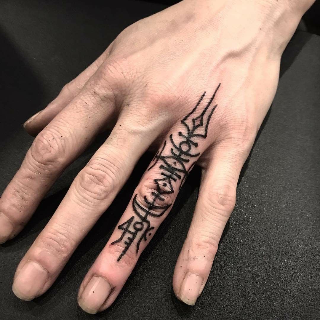 tribal hand tattoos for men 0016