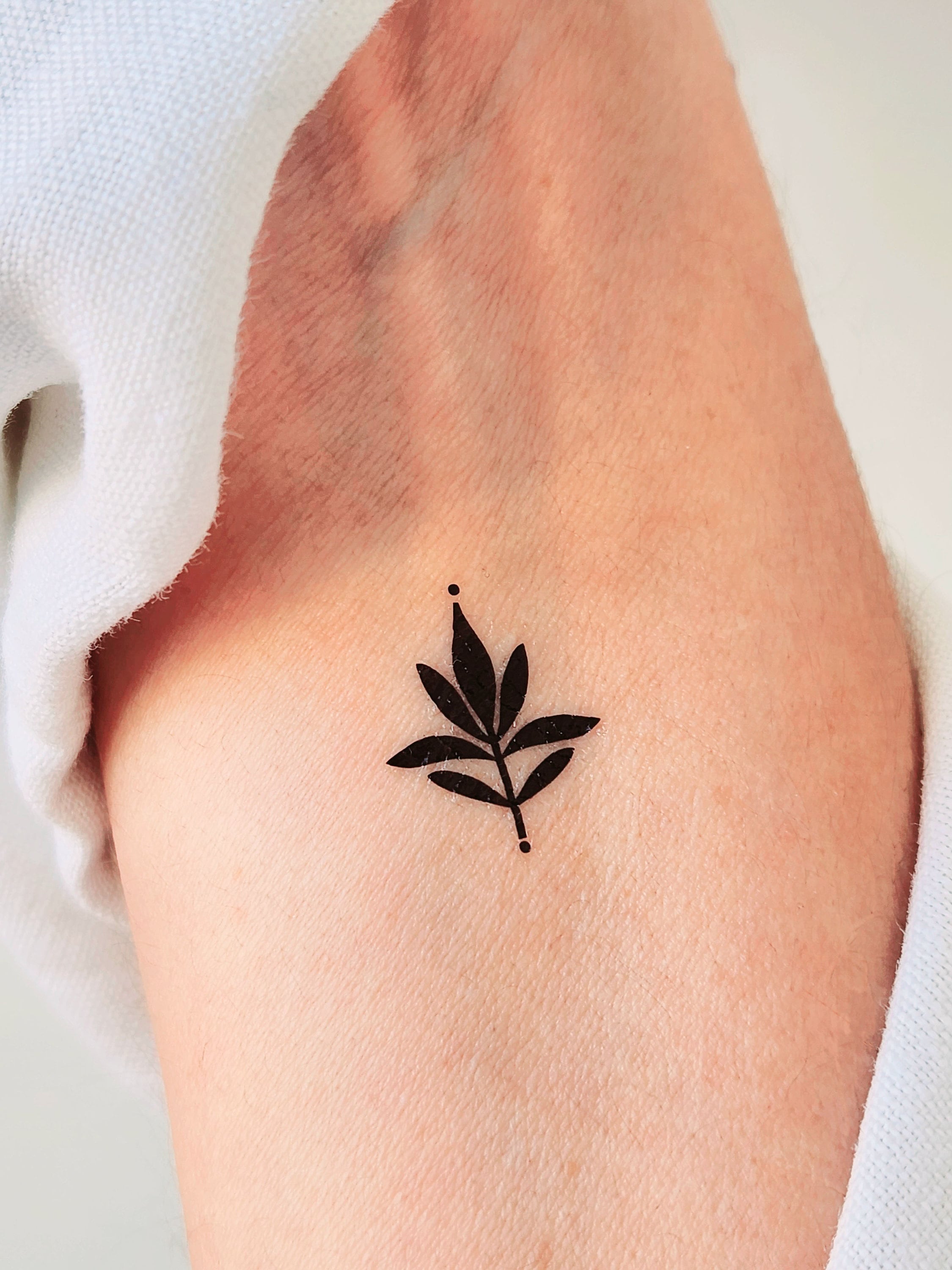 weed tattoos for men 0050