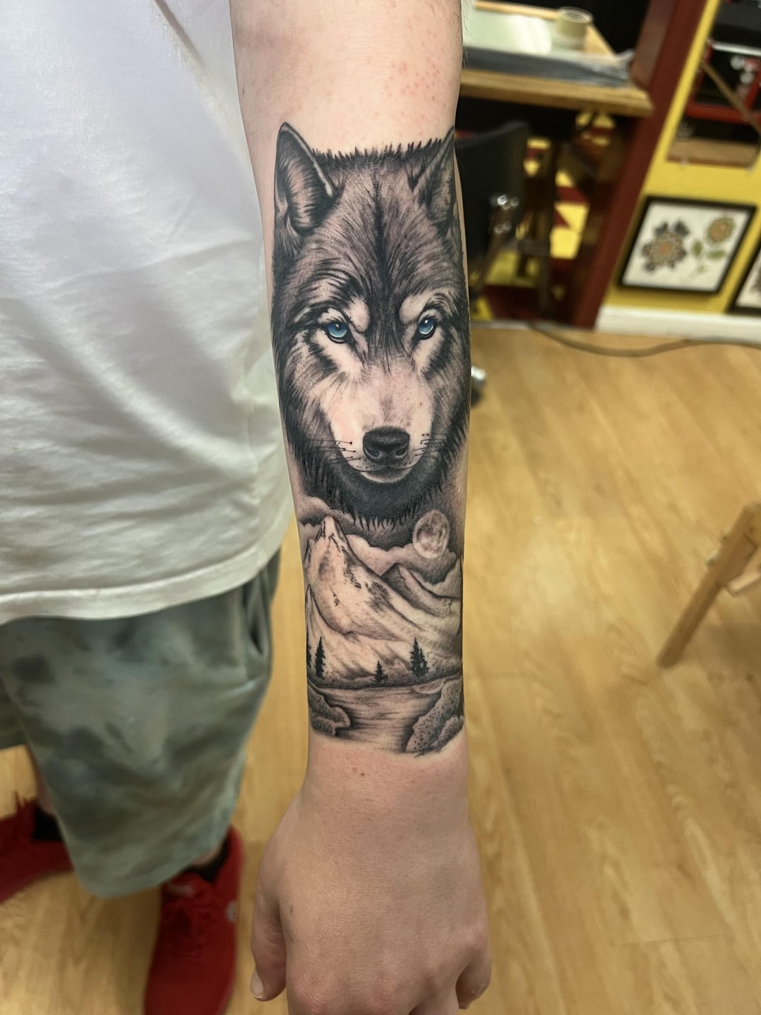 wolf forearm tattoos for men 0011