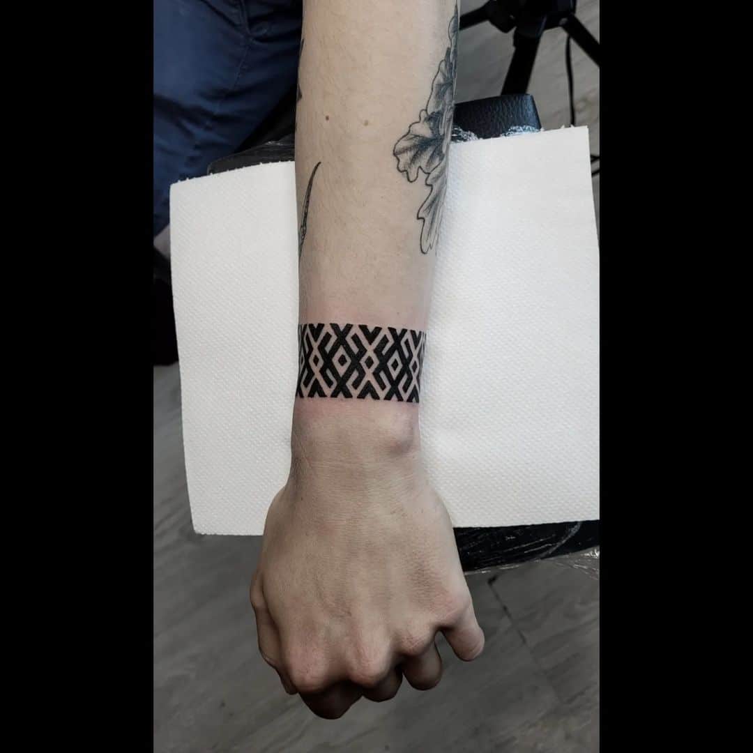 wrist band tattoos for men 0012