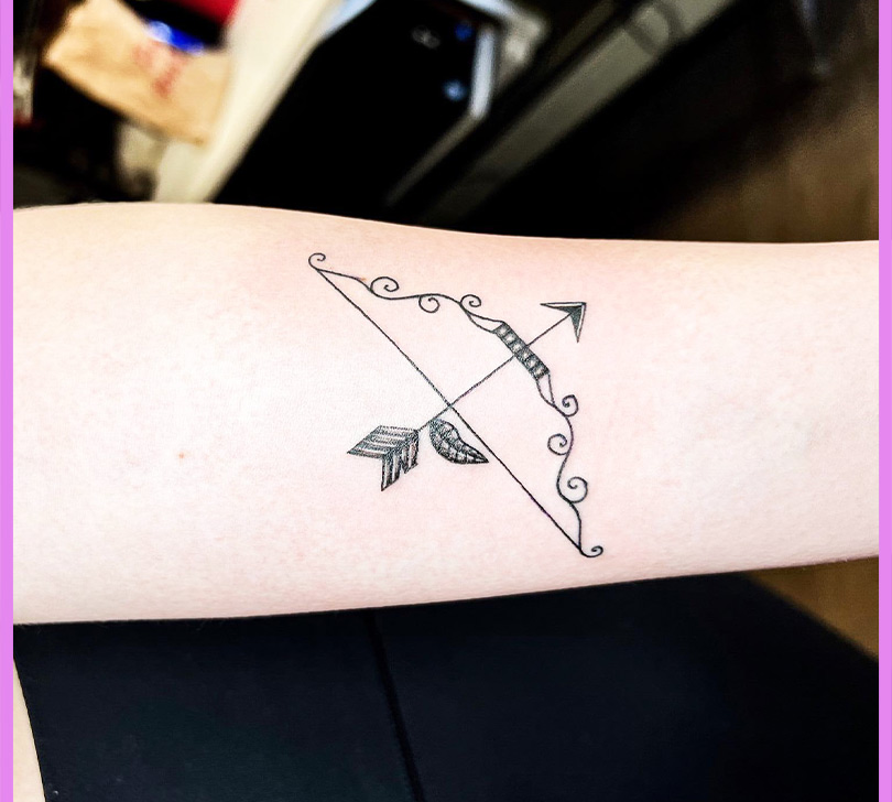 Comfortable and stylish arrow tattoos for men to express your journey